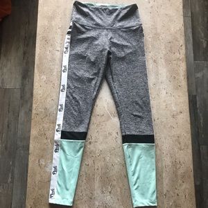 VS Pink Ultimate leggings